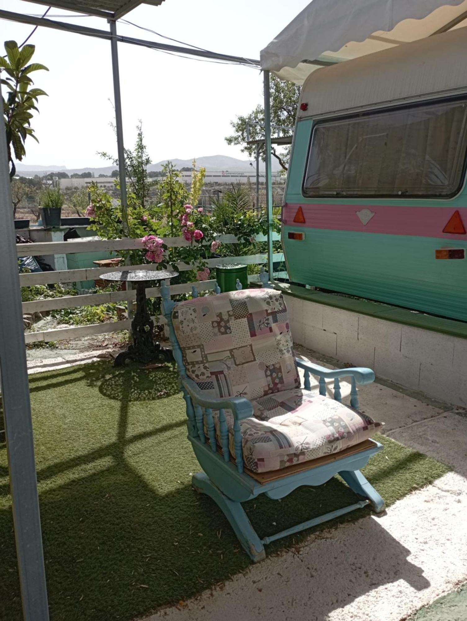 Caravanas Y Habitaciones Para Relajarse Sax Exterior foto